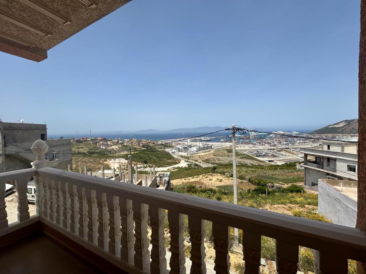 Appartement A Houma, Proche Port Tanger Med Dalia Ngoại thất bức ảnh