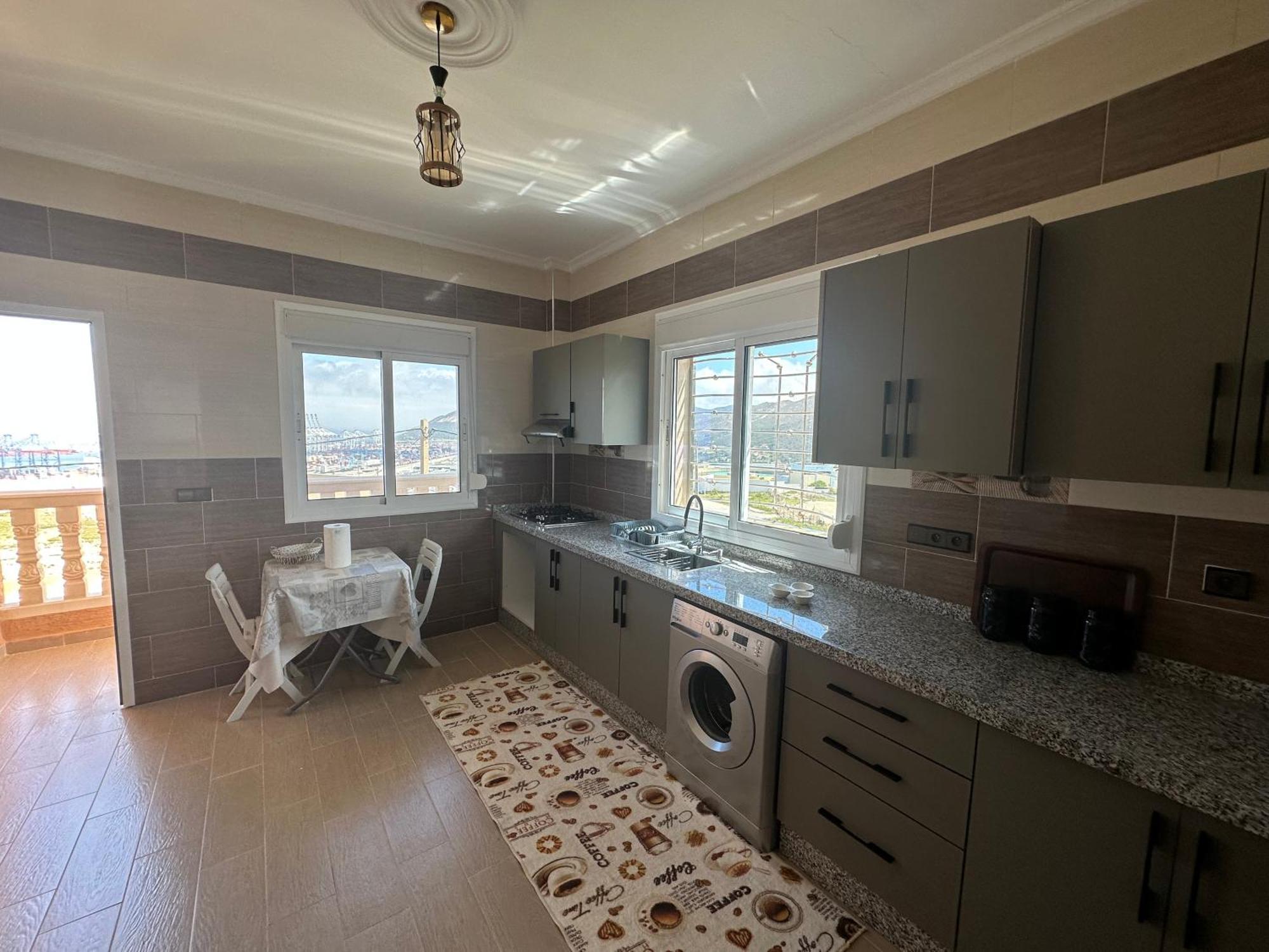 Appartement A Houma, Proche Port Tanger Med Dalia Ngoại thất bức ảnh