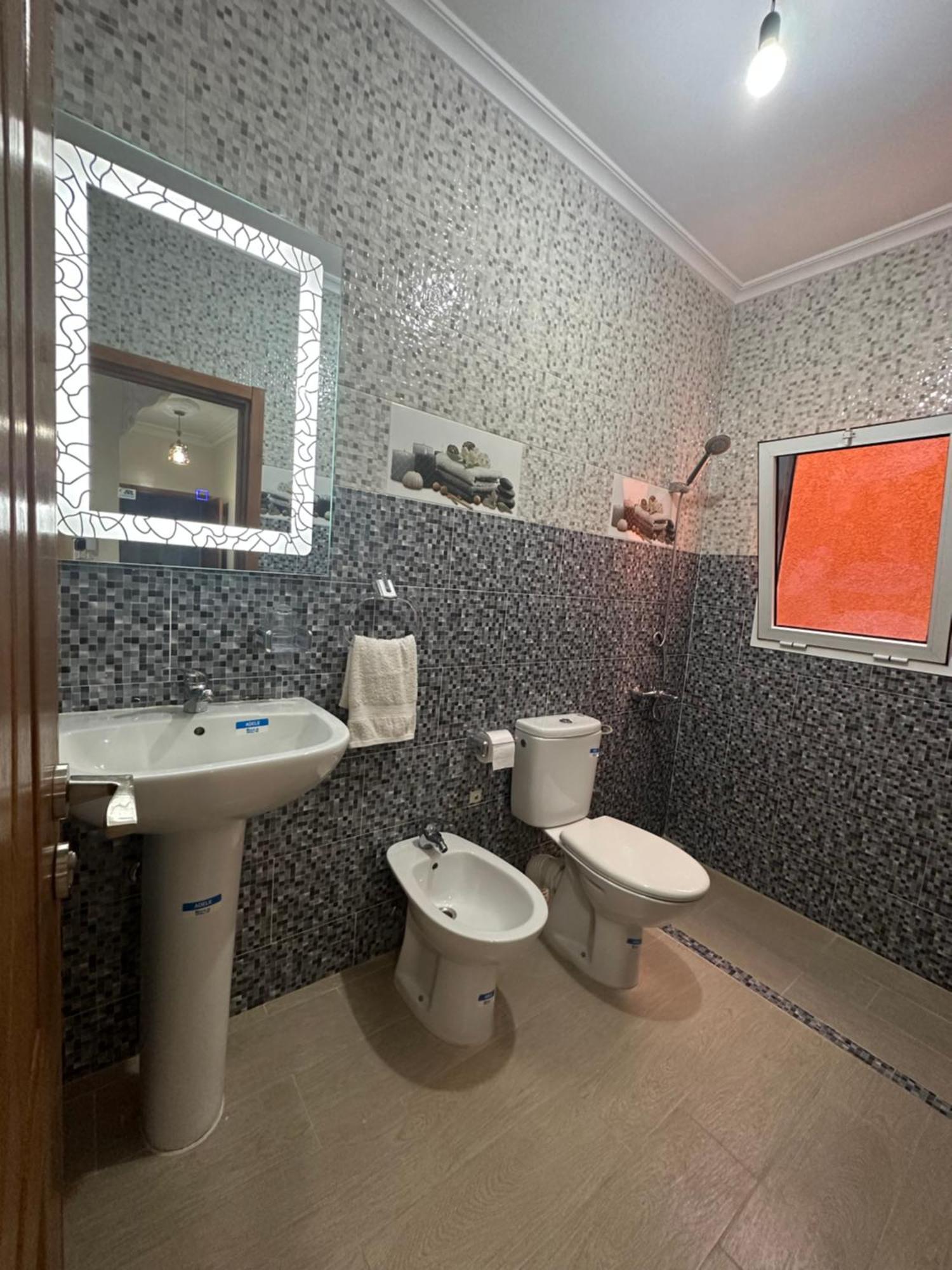 Appartement A Houma, Proche Port Tanger Med Dalia Ngoại thất bức ảnh